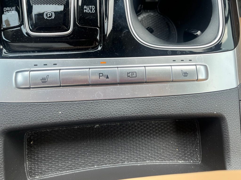 2024 Kia Carnival EX