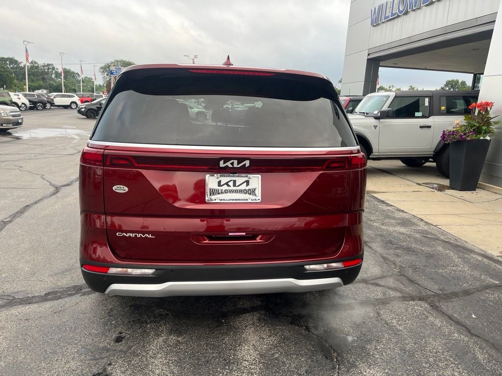 2024 Kia Carnival EX
