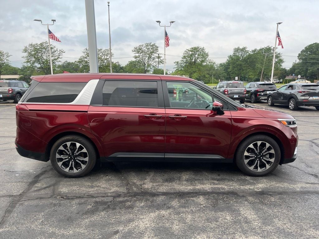2024 Kia Carnival EX