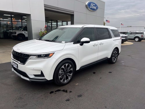 2023 Kia Carnival EX