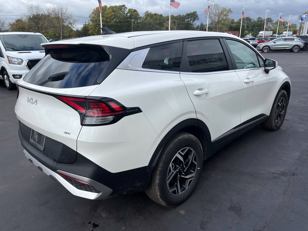 2024 Kia Sportage LX