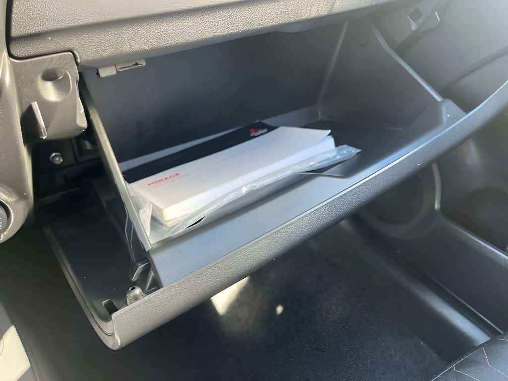 2024 Mitsubishi Mirage ES