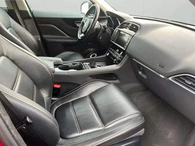 2017 Jaguar F-PACE 35t Prestige