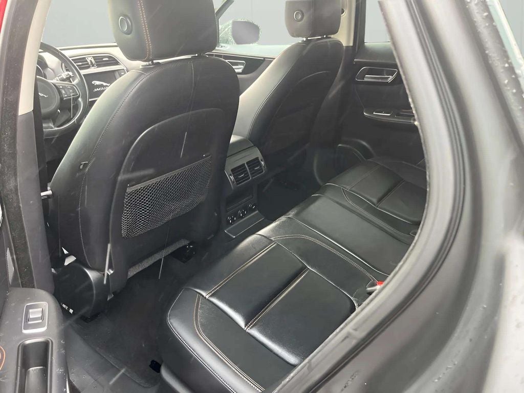 2017 Jaguar F-PACE 35t Prestige
