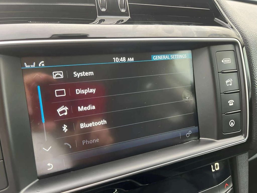 2017 Jaguar F-PACE 35t Prestige