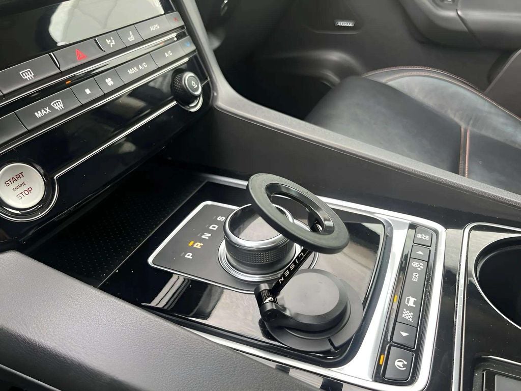 2017 Jaguar F-PACE 35t Prestige