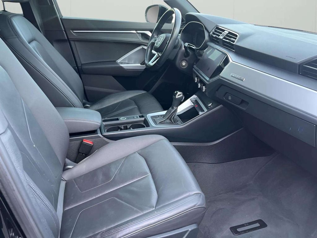 2020 Audi Q3 Premium quattro