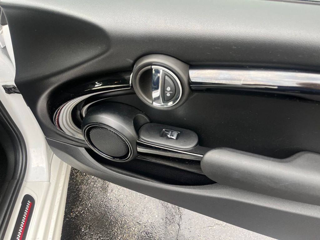 2023 MINI John Cooper Works Base