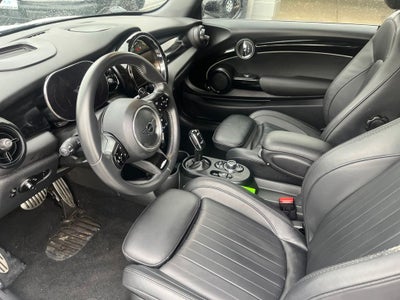 2023 MINI John Cooper Works Base