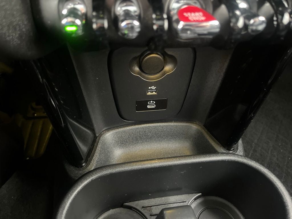 2023 MINI John Cooper Works Base