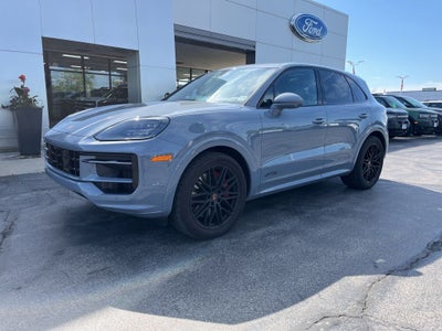 2025 Porsche Cayenne GTS