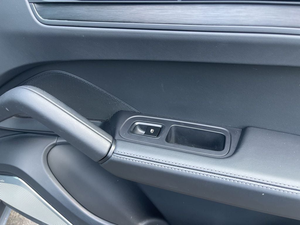 2025 Porsche Cayenne GTS