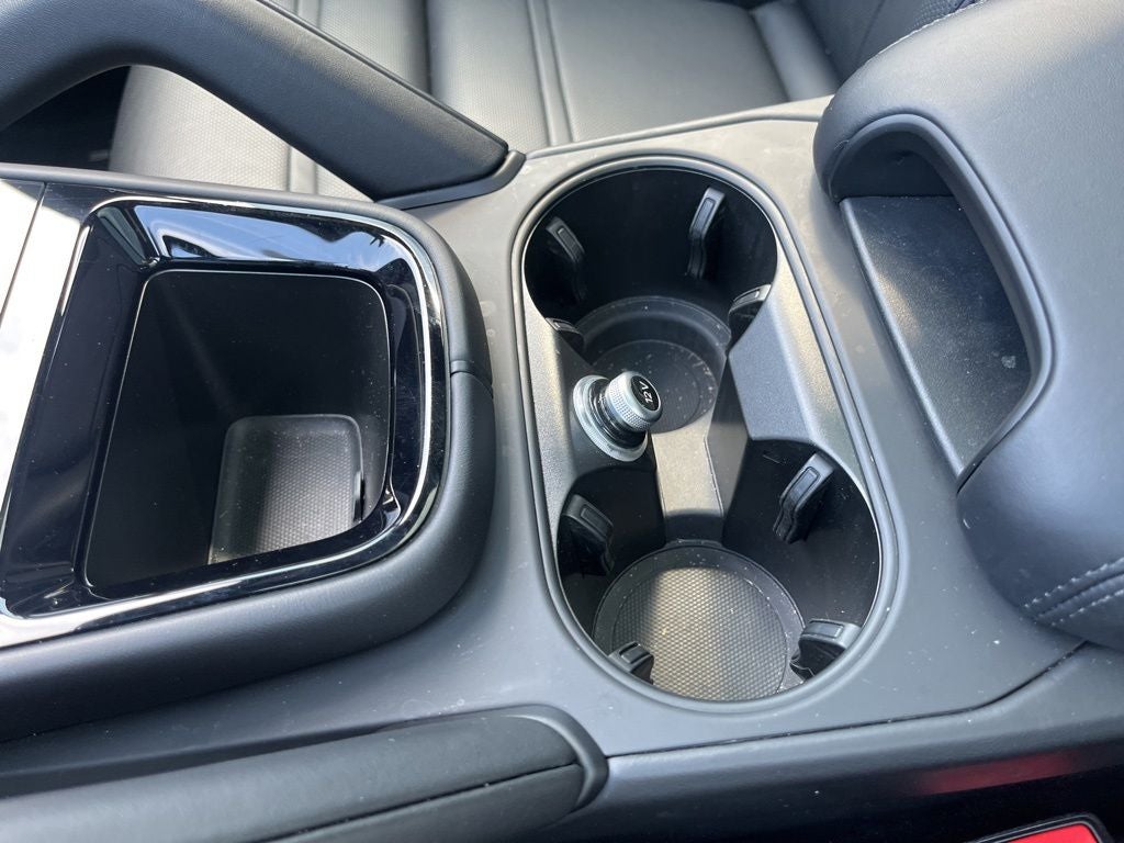 2025 Porsche Cayenne GTS