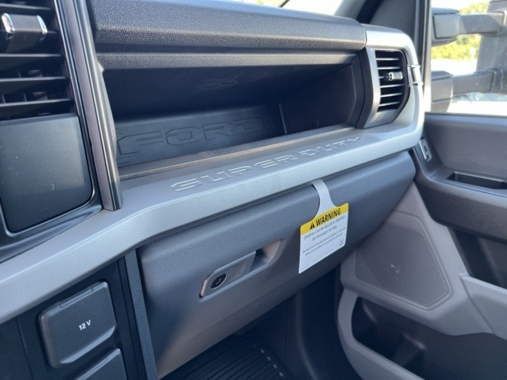 2025 Ford F-450SD XL 9' Knapheide Steel Dump