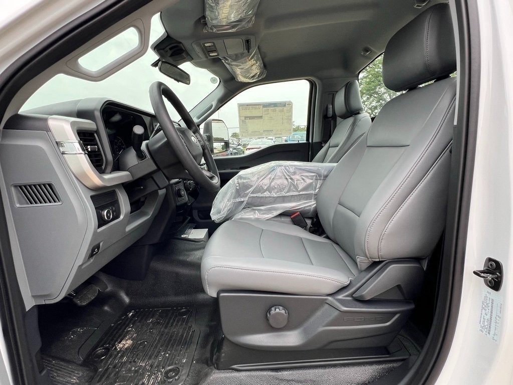 2025 Ford F-550SD XL 12' Knapheide Platform Body