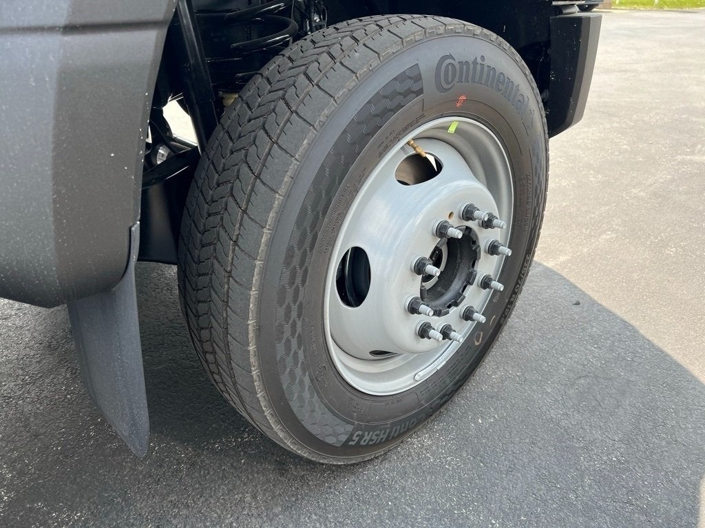 2025 Ford F-450SD XL 9' Knapheide Service Body