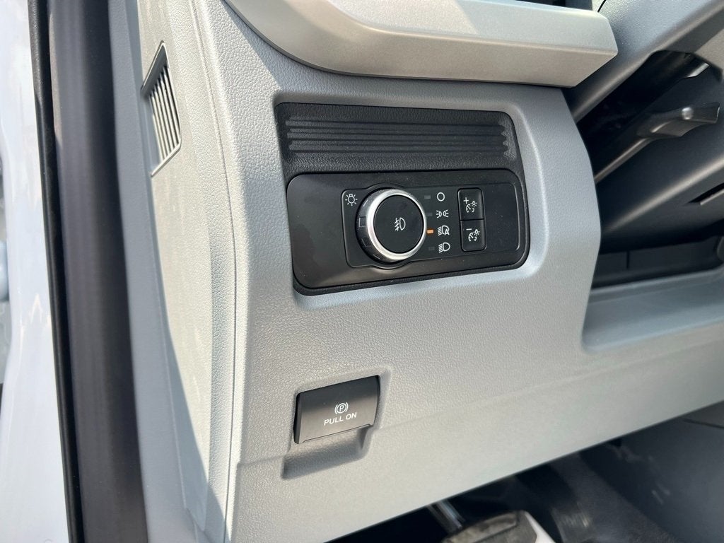 2025 Ford F-450SD XL 9' Knapheide Service Body