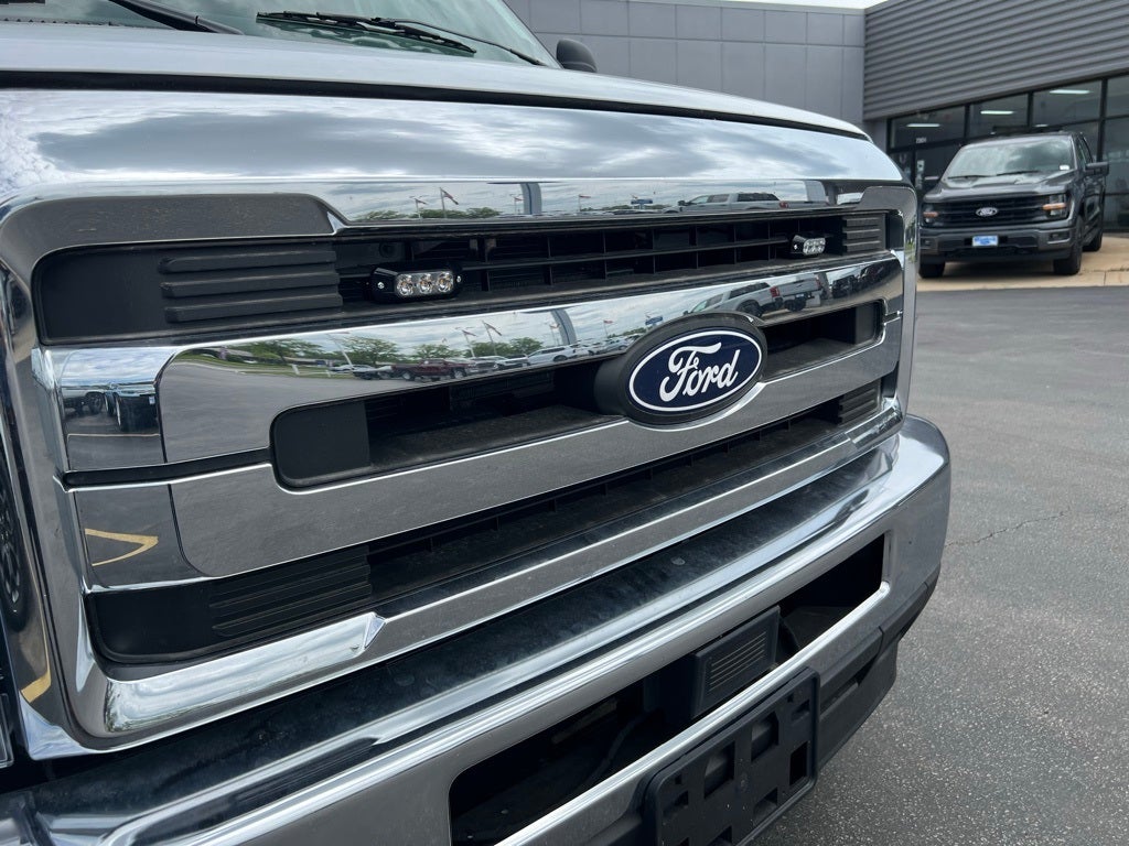 2026 Ford E-350SD Knapheide Ultra Low KUV SRW