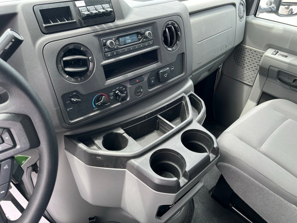 2026 Ford E-350SD Knapheide Ultra Low KUV SRW