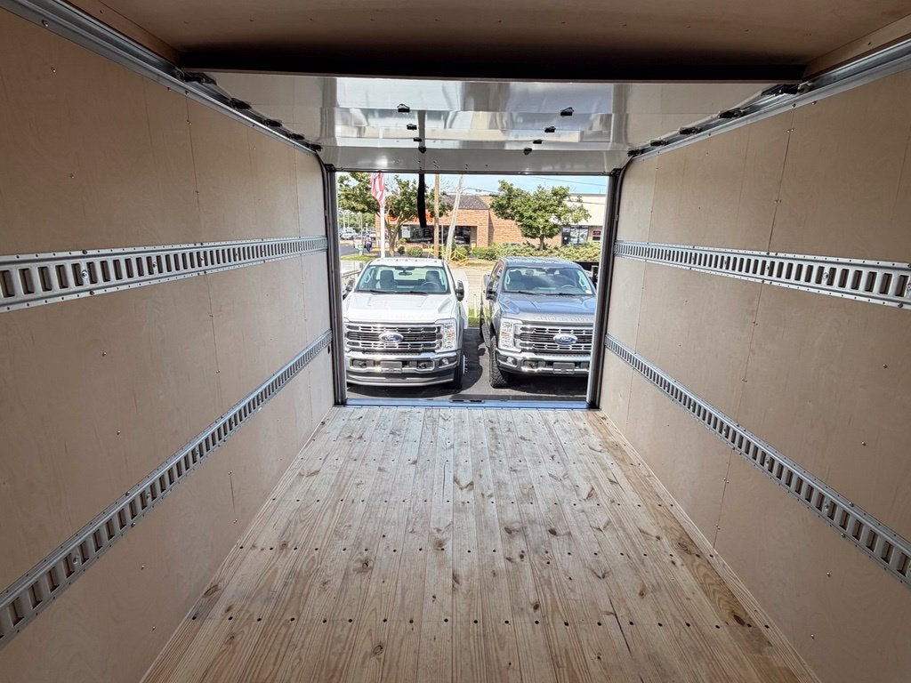 2027 Ford E-350SD Base Cutaway