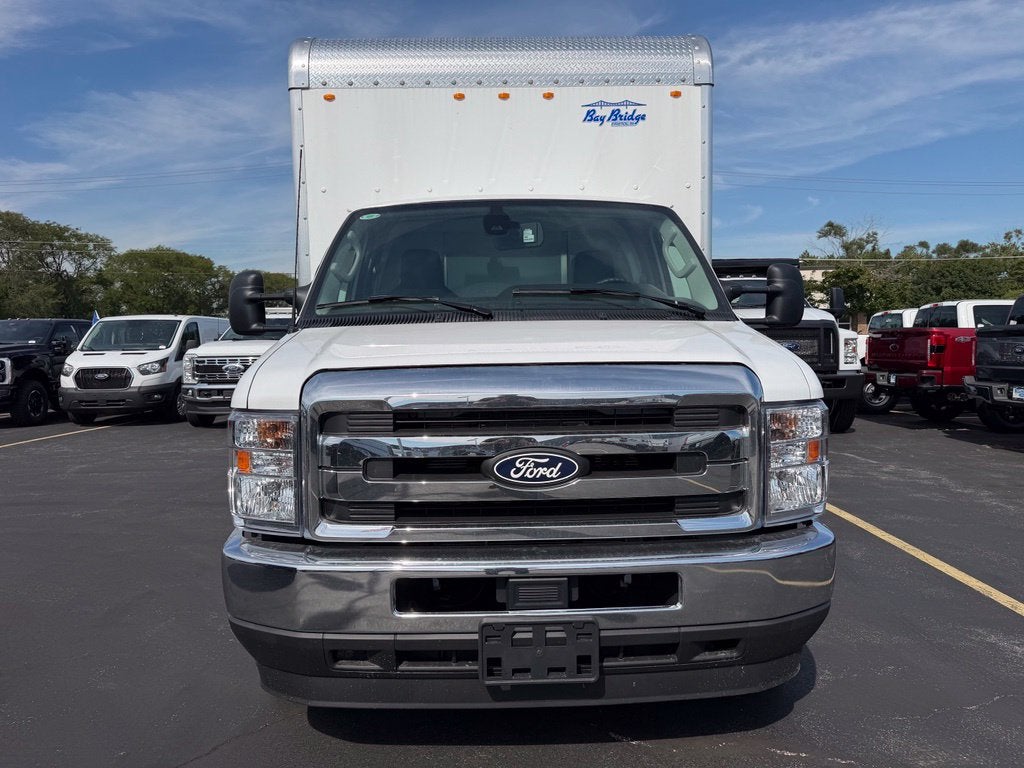 2027 Ford E-350SD Base Cutaway