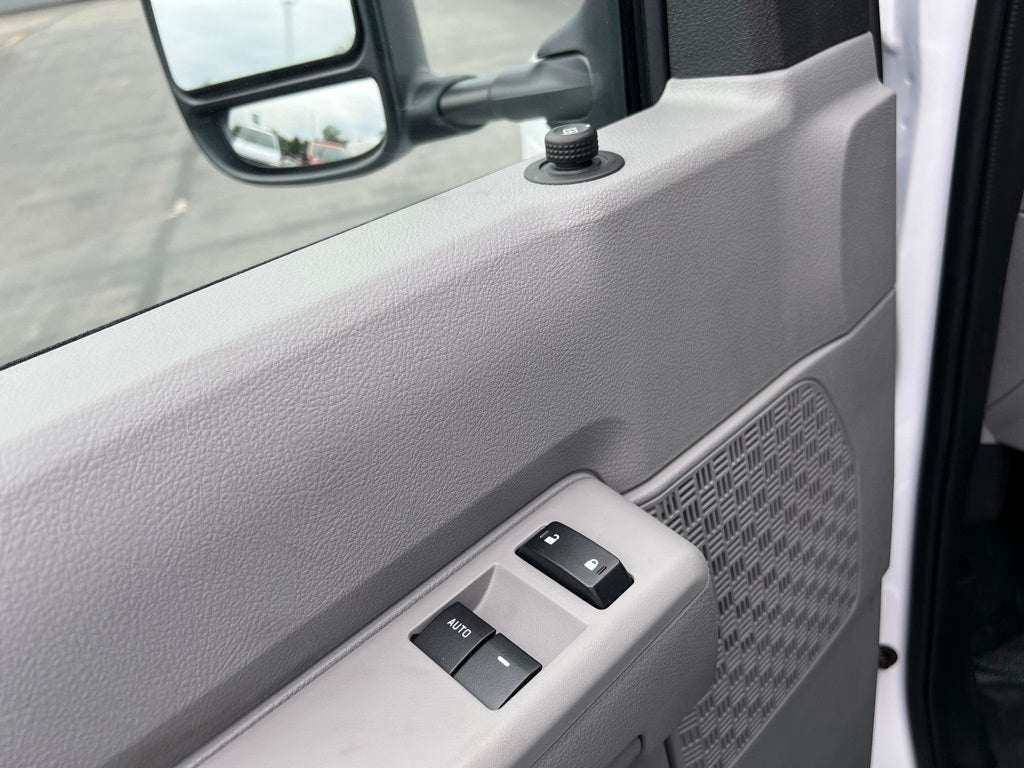 2026 Ford E-450SD Base 16' Bay Bridge Box Truck