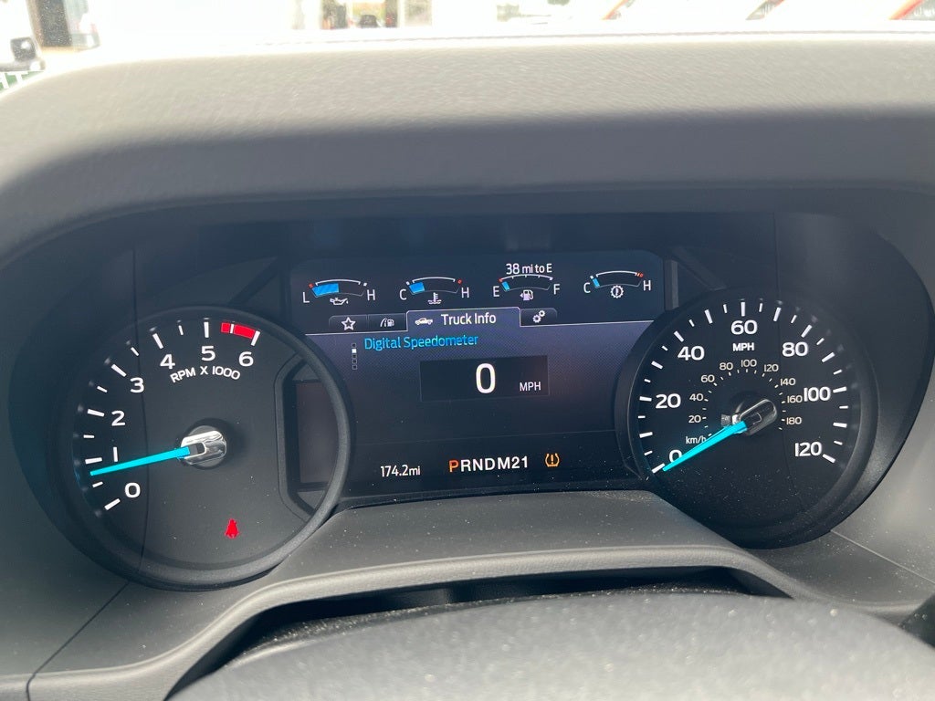 2026 Ford E-450SD Base 16' Bay Bridge Box Truck