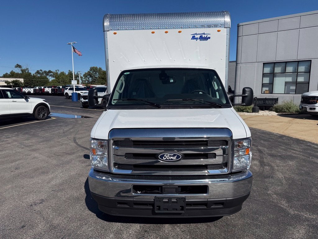 2027 Ford E-450SD Base Box Truck