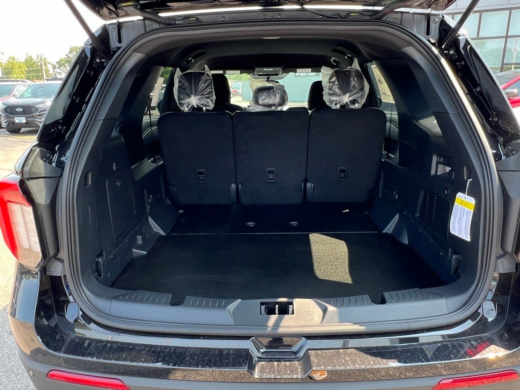 2025 Ford Utility Police Interceptor Base