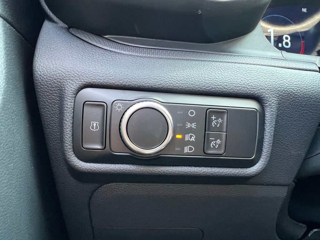 2025 Ford Utility Police Interceptor Base