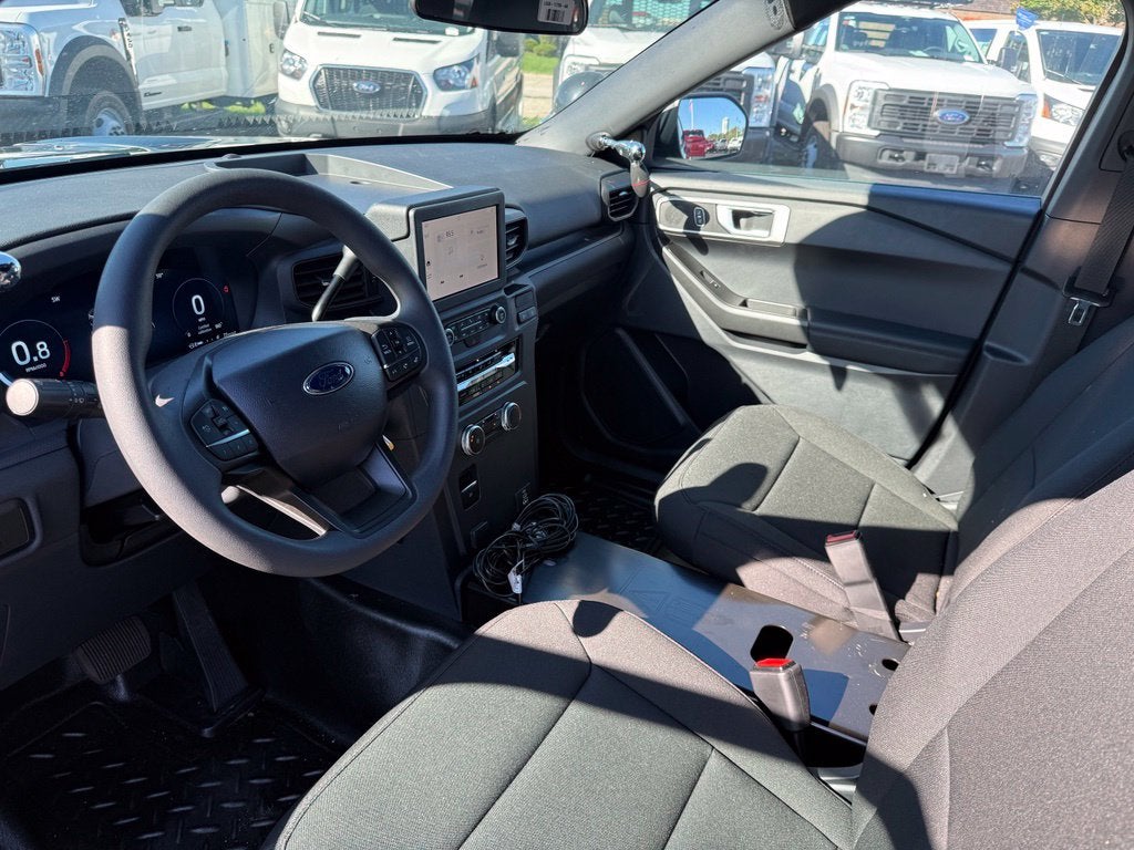 2025 Ford Utility Police Interceptor Base
