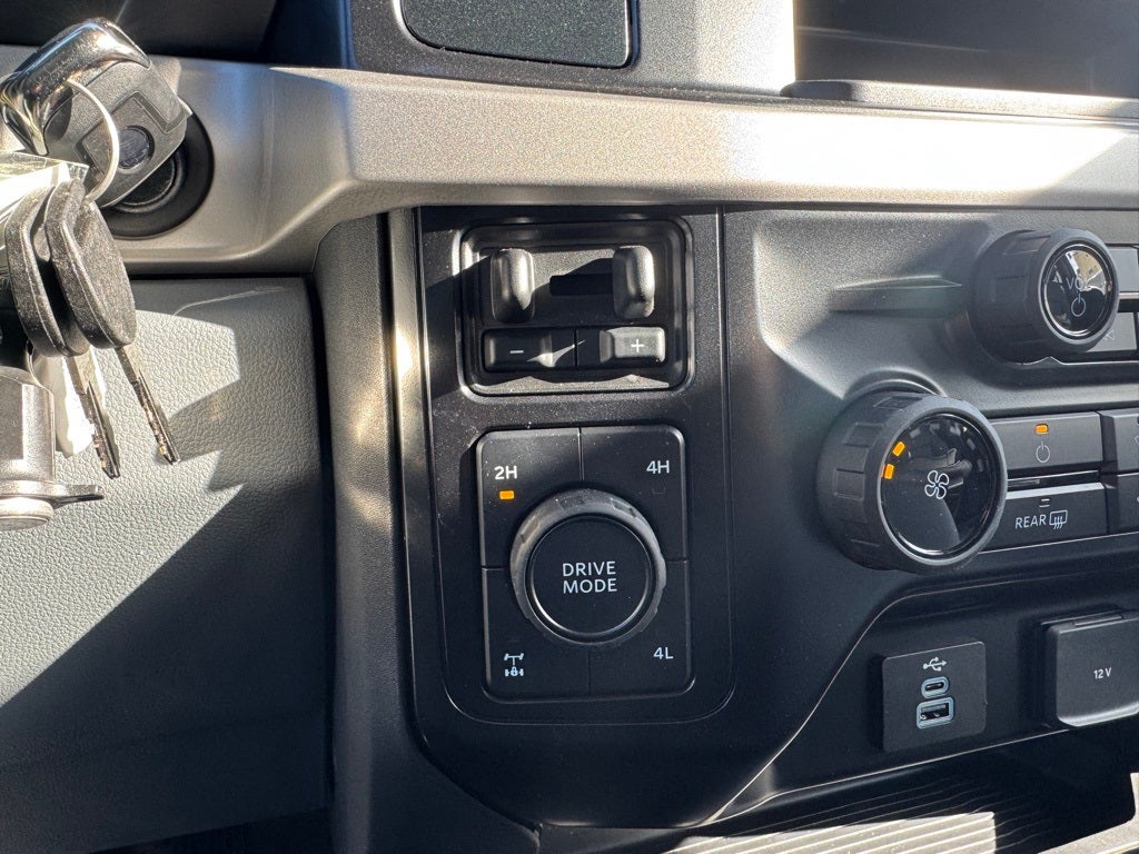 2026 Ford F-350SD XL 8' Knapheide Service Body