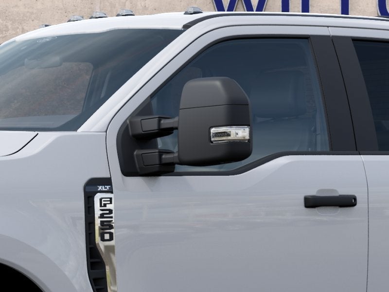 2027 Ford F-250SD XLT