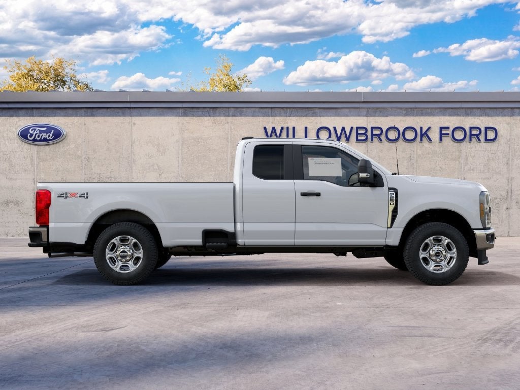 2027 Ford F-250SD XLT