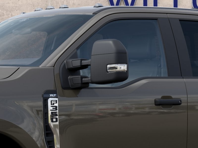 2027 Ford F-350SD XLT SRW